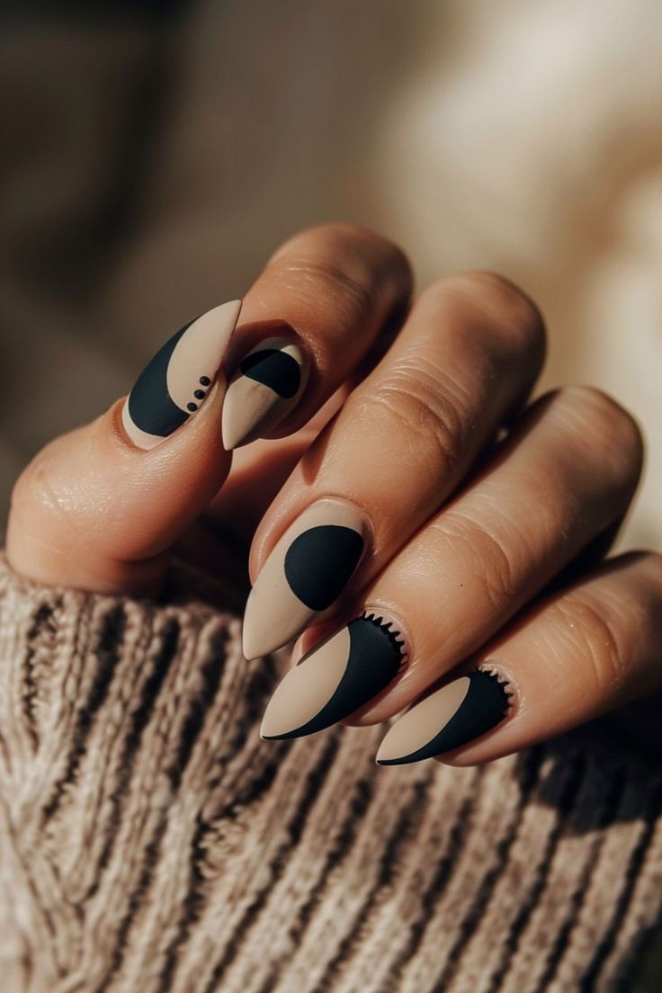 Diagonal black and brown Photo pinterest.com nail how Black and Brown Nail