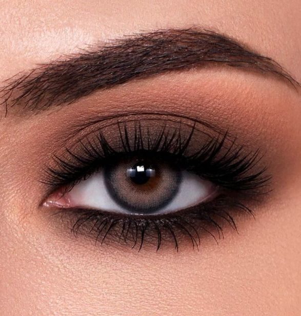 brown smokey eye