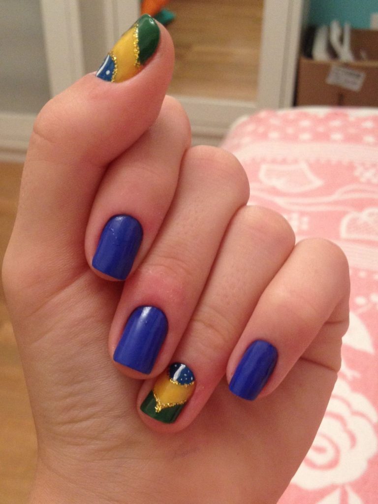 nail art brazil blue