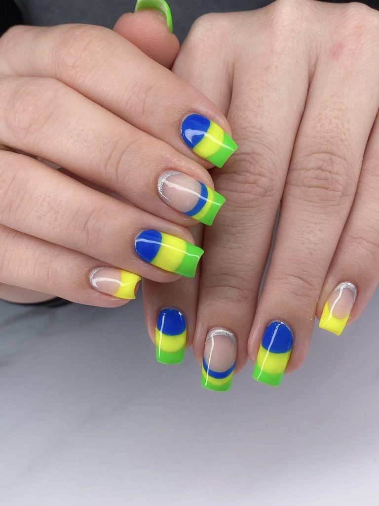 nail art brazil yellow green and blue