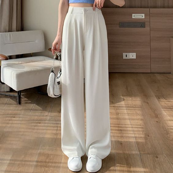 Wide-leg pants