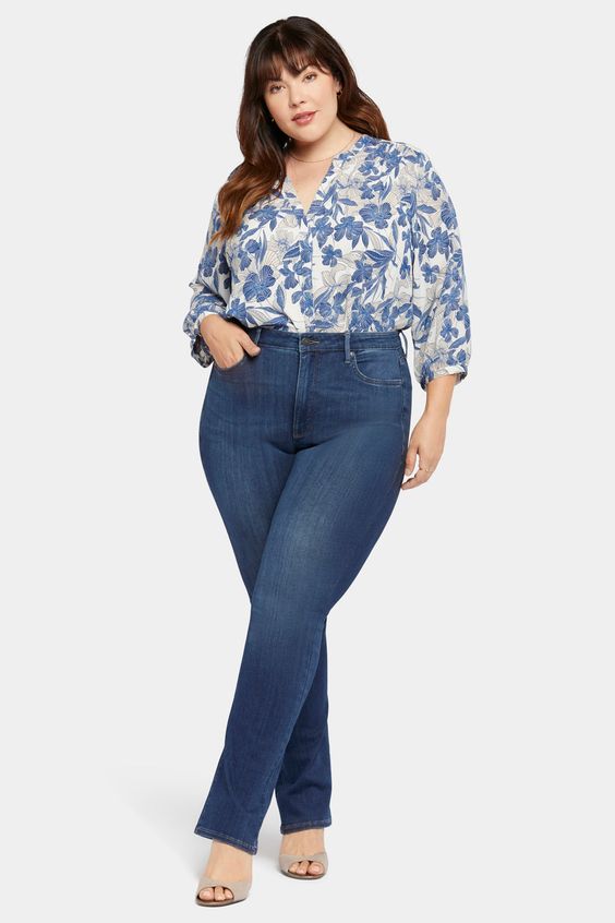 bootcut jeans apple body shape