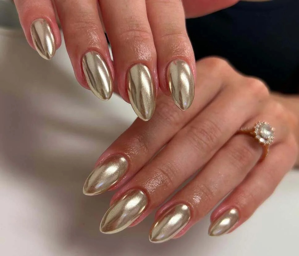 chrome nails design